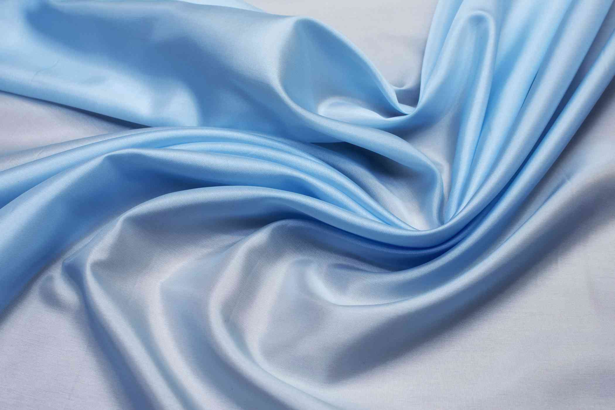 Rayon : The synthetic alternative to Silk or Cotton
